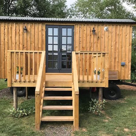 Sunset Shepherds Hut 汤顿 外观 照片