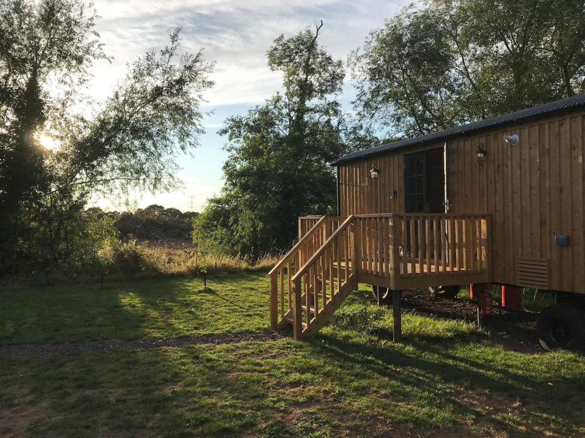 Sunset Shepherds Hut 汤顿 外观 照片